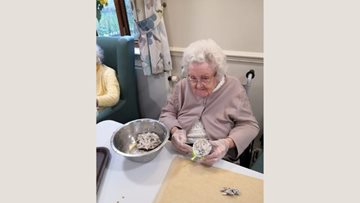Waterside care home Residents help feathered friends